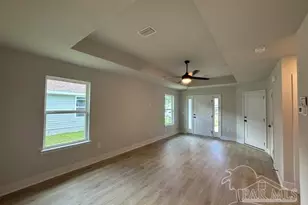 1023 Brimwood Cir, Cantonment, FL 32533 - Photo 3