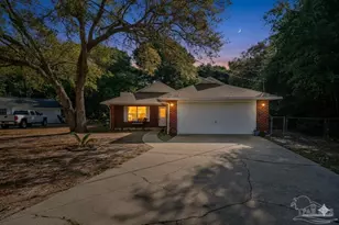 5708 Bentley Cir, Milton, FL 32570 - Photo 35