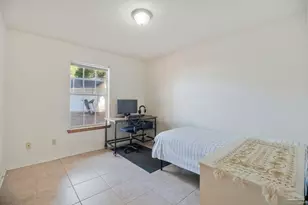 5708 Bentley Cir, Milton, FL 32570 - Photo 25