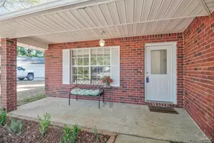 5708 Bentley Cir, Milton, FL 32570 - Photo 37