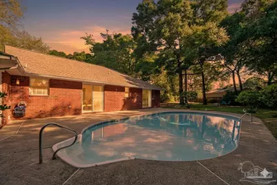 5708 Bentley Cir, Milton, FL 32570 - Photo 33