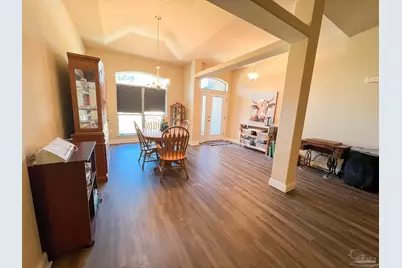 5573 Hannah St, Milton, FL 32570 - Photo 9