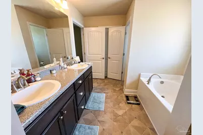 5573 Hannah St, Milton, FL 32570 - Photo 17