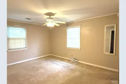 744 Boxwood Dr, Pensacola, FL 32503 - Photo 11