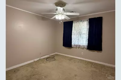 744 Boxwood Dr, Pensacola, FL 32503 - Photo 15