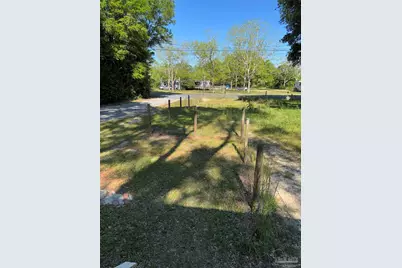 5049 Bent Tree Rd, Milton, FL 32583 - Photo 5