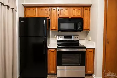 501 E Burgess Rd #D 10, Pensacola, FL 32504 - Photo 9