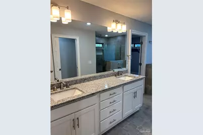 16339 Innerarity Pt Rd, Pensacola, FL 32507 - Photo 11