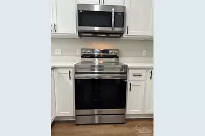 3300 Bonfire Dr, Milton, FL 32583 - Photo 7