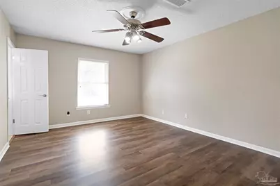 8137 Imperial Dr, Pensacola, FL 32506 - Photo 13