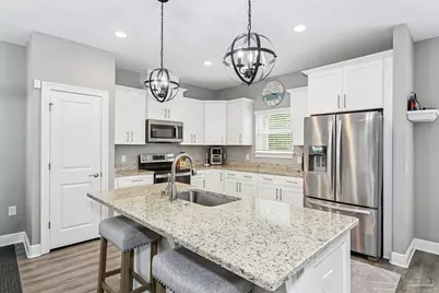 2303 Hadleigh Hills Ct, Navarre, FL 32566 - Photo 11