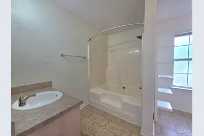 6379 Mers Ln, Pensacola, FL 32526 - Photo 13