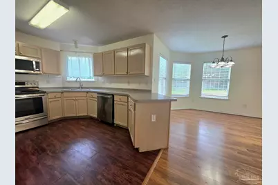 6379 Mers Ln, Pensacola, FL 32526 - Photo 5
