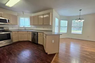 6379 Mers Ln, Pensacola, FL 32526 - Photo 5