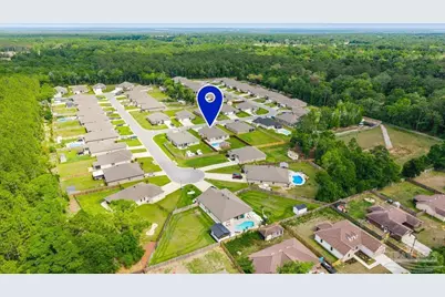 6161 Carson Dr, Milton, FL 32570 - Photo 9