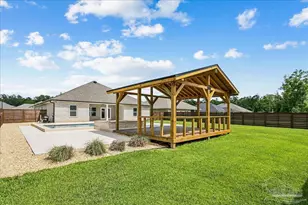 6161 Carson Dr, Milton, FL 32570 - Photo 3