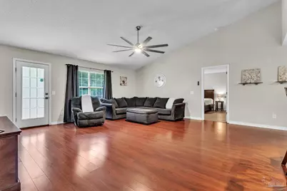 546 Shiloh Dr, Pensacola, FL 32503 - Photo 7