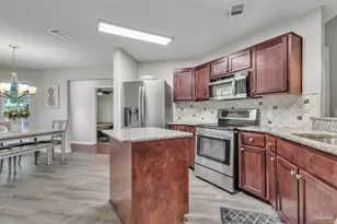 546 Shiloh Dr, Pensacola, FL 32503 - Photo 5