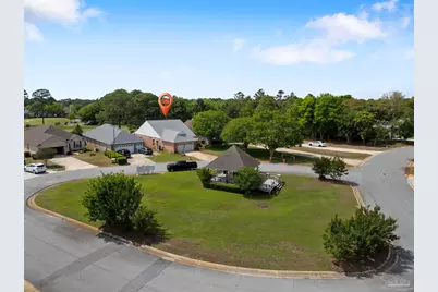1329 Greenvista Ln, Gulf Breeze, FL 32563 - Photo 45