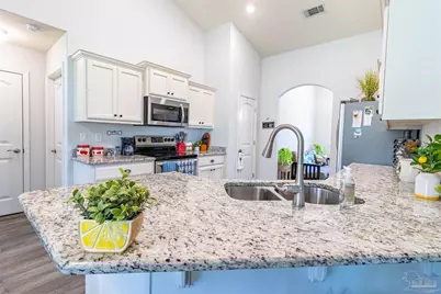 6739 Indian St, Navarre, FL 32566 - Photo 9