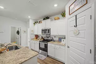 7838 Burnside Loop, Pensacola, FL 32526 - Photo 11