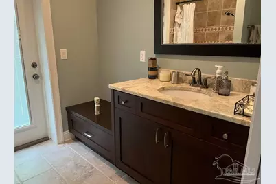 11 Highpoint Dr, Gulf Breeze, FL 32561 - Photo 17