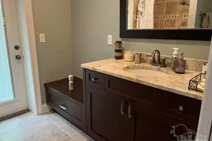 11 Highpoint Dr, Gulf Breeze, FL 32561 - Photo 17