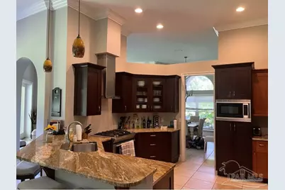 11 Highpoint Dr, Gulf Breeze, FL 32561 - Photo 13