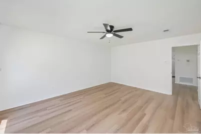 6844 Community Dr, Pensacola, FL 32526 - Photo 25