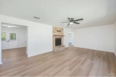 6844 Community Dr, Pensacola, FL 32526 - Photo 7