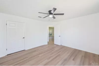 6844 Community Dr, Pensacola, FL 32526 - Photo 31