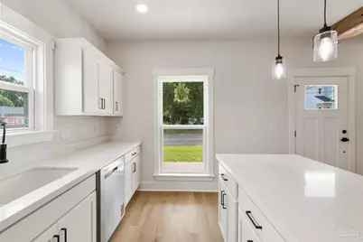 713 N F St, Pensacola, FL 32501 - Photo 13