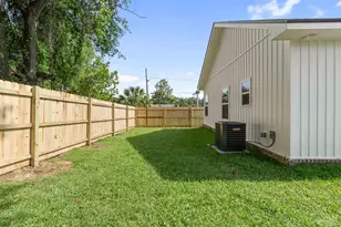 713 N F St, Pensacola, FL 32501 - Photo 43