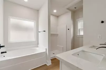 713 N F St, Pensacola, FL 32501 - Photo 25