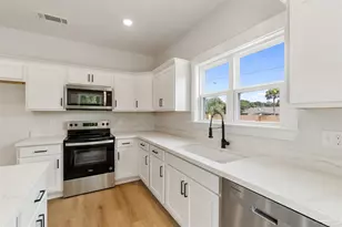 713 N F St, Pensacola, FL 32501 - Photo 17