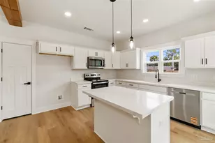 713 N F St, Pensacola, FL 32501 - Photo 9