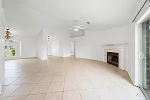 638 Downhaul Dr, Pensacola, FL 32507 - Photo 9