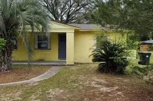 104 Ellinor Ct, Pensacola, FL 32507 - Photo 1