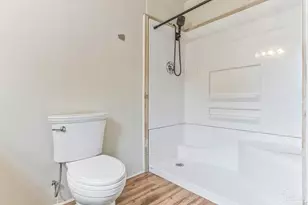 203 W Lloyd St, Pensacola, FL 32501 - Photo 35