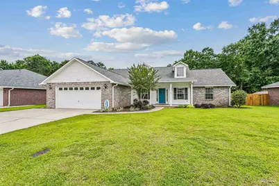 1543 Twin Pines Cir, Cantonment, FL 32533 - Photo 3