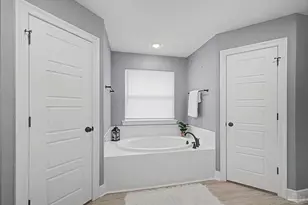 10427 Tanton Rd, Pensacola, FL 32506 - Photo 13