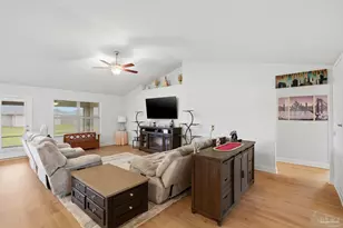 6512 Benelli Dr, Milton, FL 32570 - Photo 5