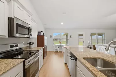 6512 Benelli Dr, Milton, FL 32570 - Photo 13