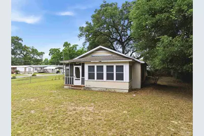 7206 W Jackson St, Pensacola, FL 32506 - Photo 3