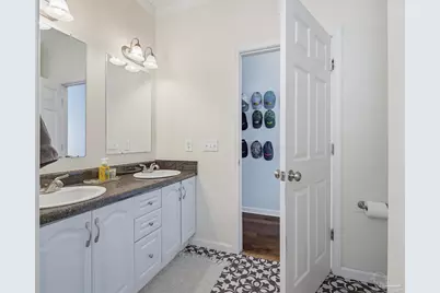 2011 Augusta Ave, Pensacola, FL 32507 - Photo 11