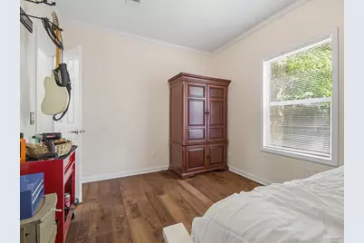 2011 Augusta Ave, Pensacola, FL 32507 - Photo 17
