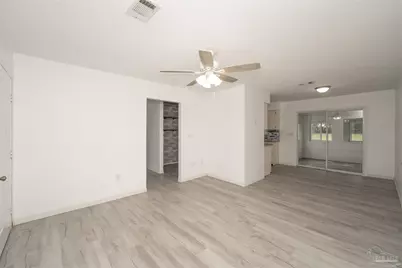 107 Windsor Dr, Crestview, FL 32539 - Photo 7
