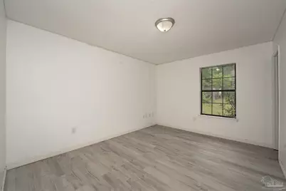 107 Windsor Dr, Crestview, FL 32539 - Photo 13