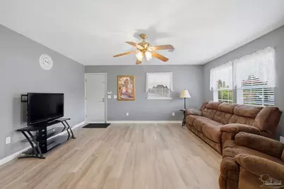6625 Owens St, Pensacola, FL 32503 - Photo 11