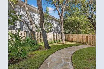 6 Fairpoint Pl, Gulf Breeze, FL 32561 - Photo 3